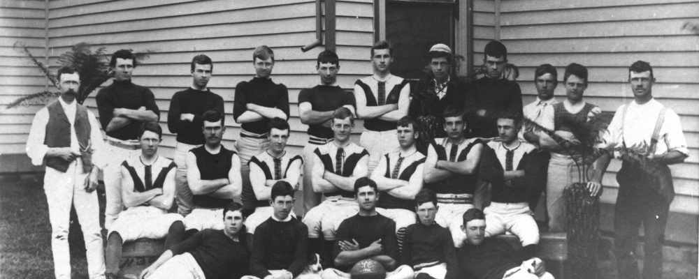 4 010_235 Football Team 1890 2